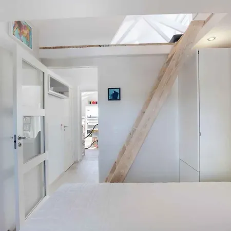 Exclusive Architect Designed House *